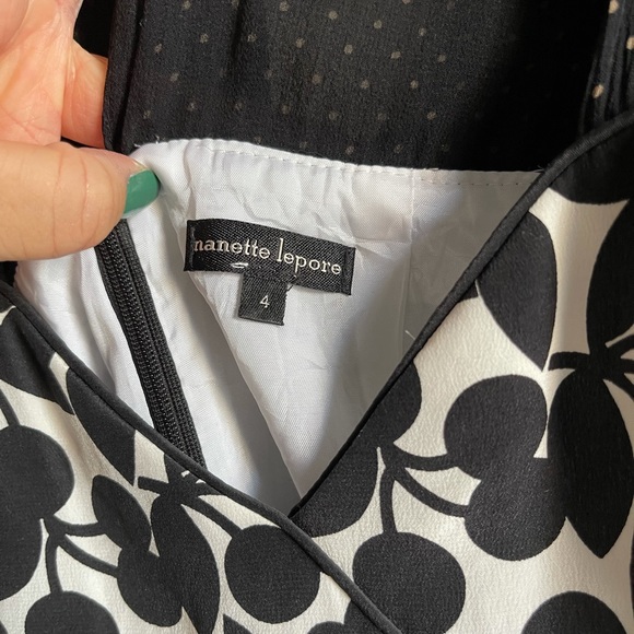 Nanette Lepore sweetheart neckline blouse - Picture 2 of 3